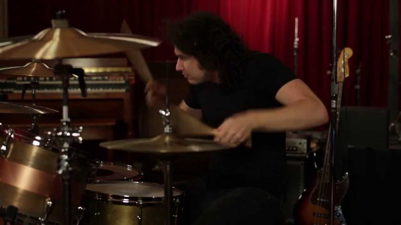 NIN drummer Ilan Rubin - Recording a song with Apogee Duet and Logic Pro X