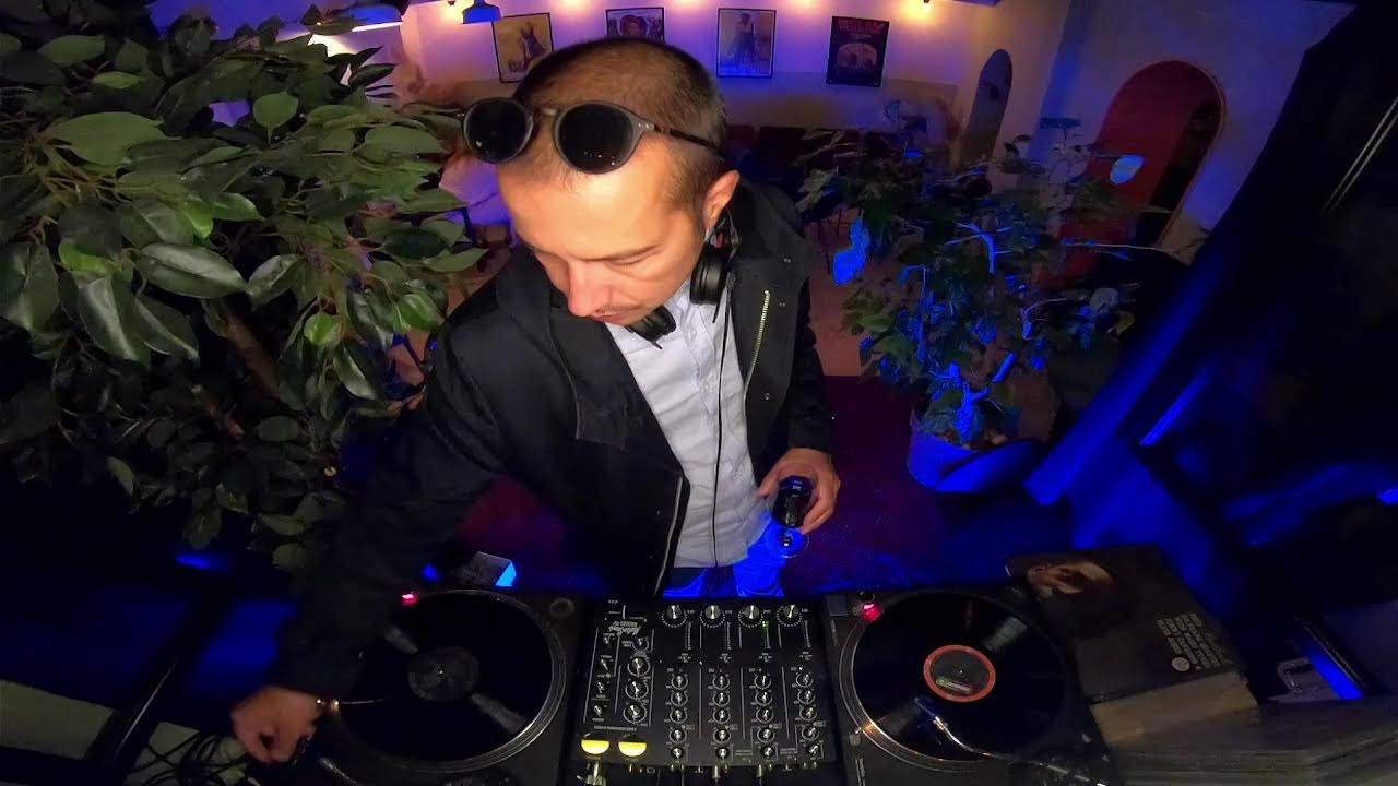 ЅИРНИ ВО ЕТЕР - Groovin High w/ Bojan Chakra @ Kotur