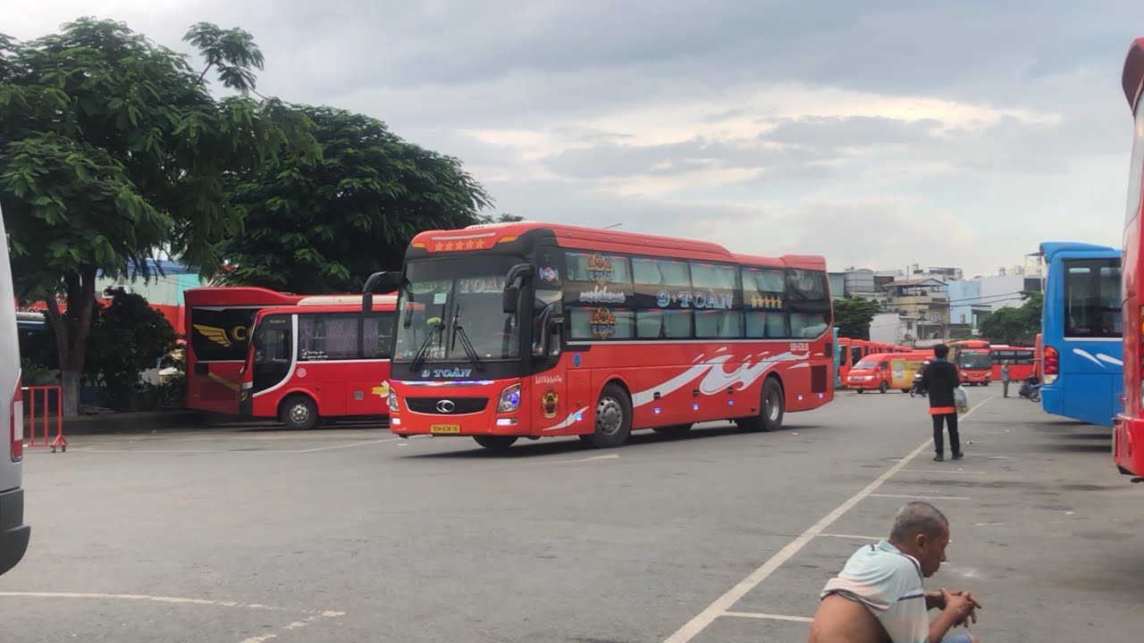 Xe Khách Việt Nam (Ngắm Xe Khách Quay Đầu Mùa Tết) | Tấn Nguyễn 76 