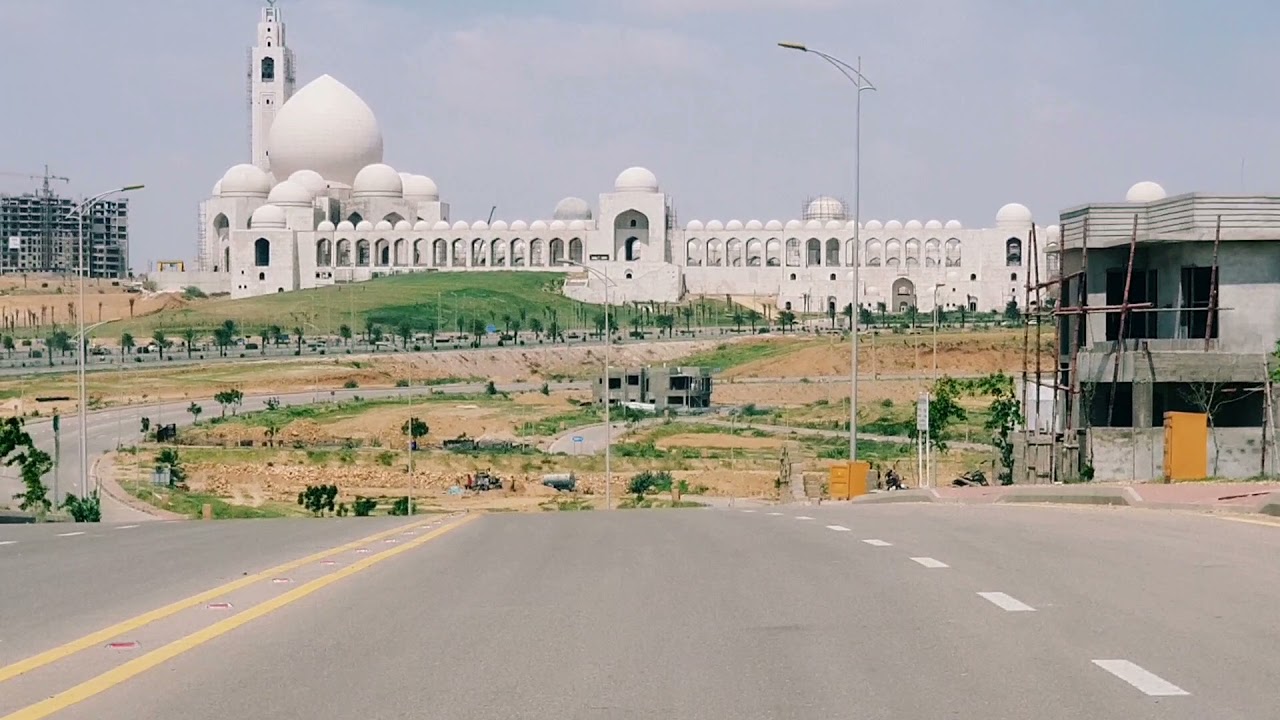 PRECINCT 16 BAHRIA TOWN KARACHI AHSAN IMAM