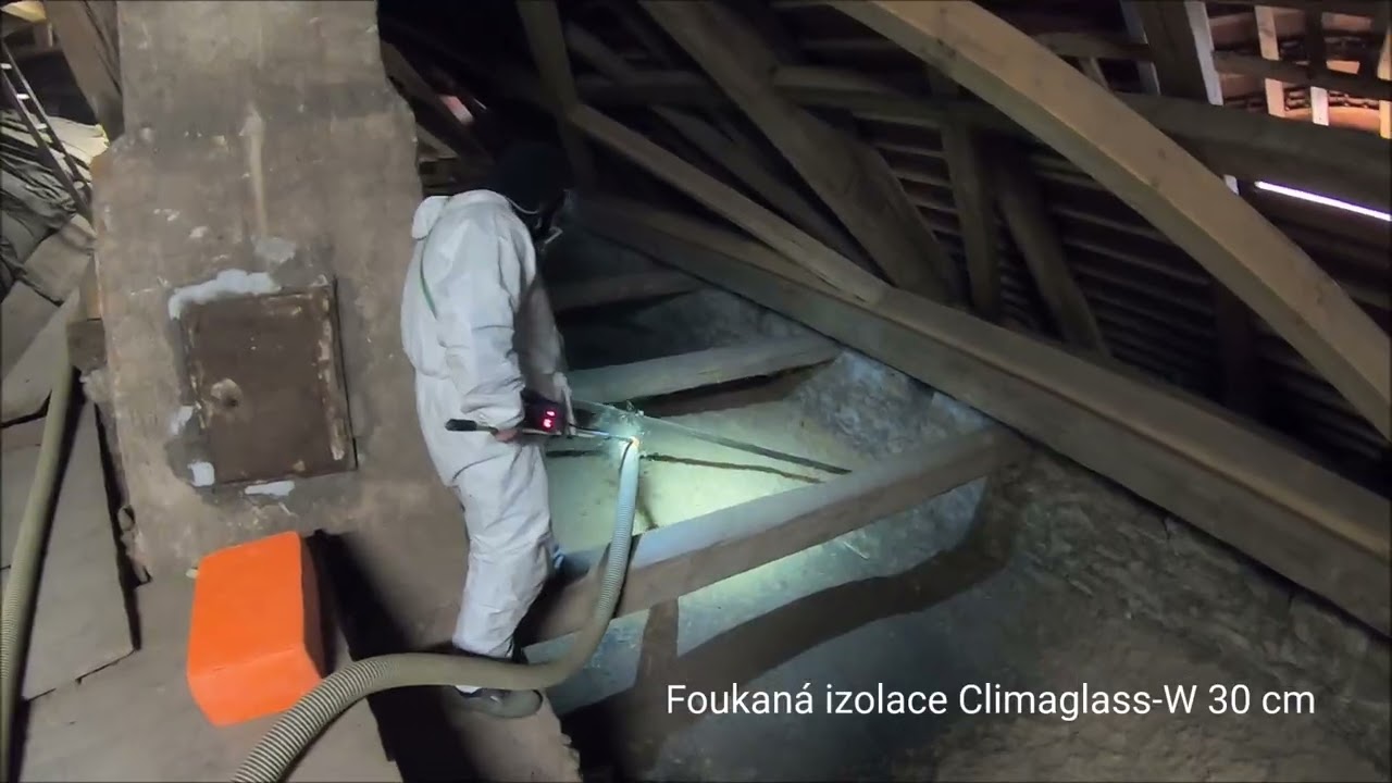 Zateplení půdy - zámek Štěkeň