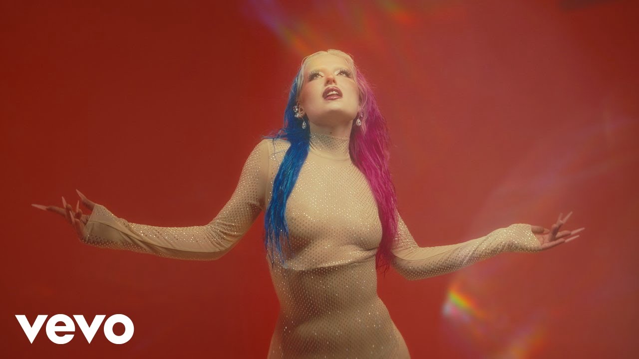 Sofia Coll - auroraboreal a short film