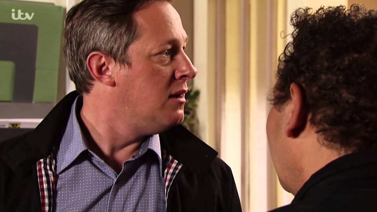 Coronation Street - Lloyd Compares Paul To The National Front