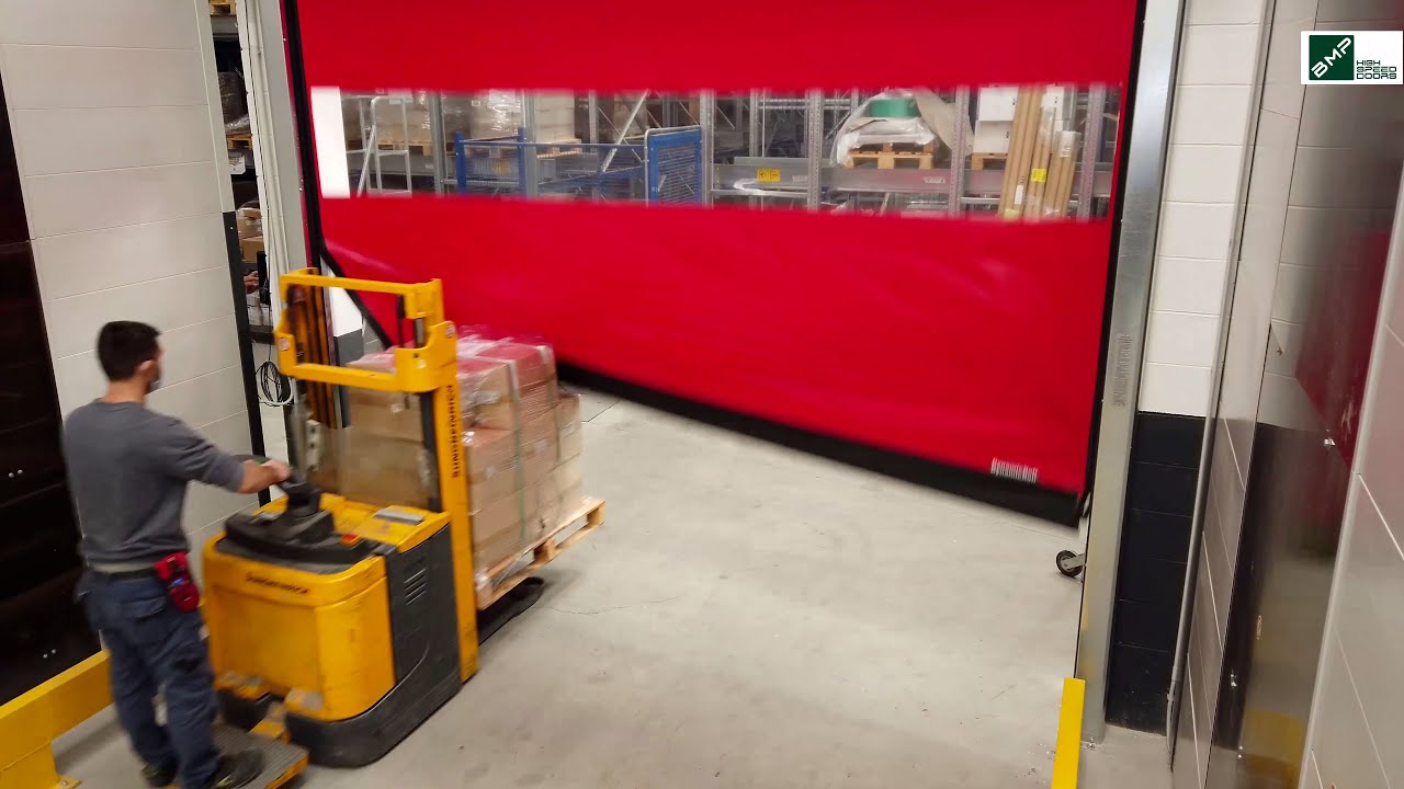 A forklift hits a BMP high-speed door and... magic!