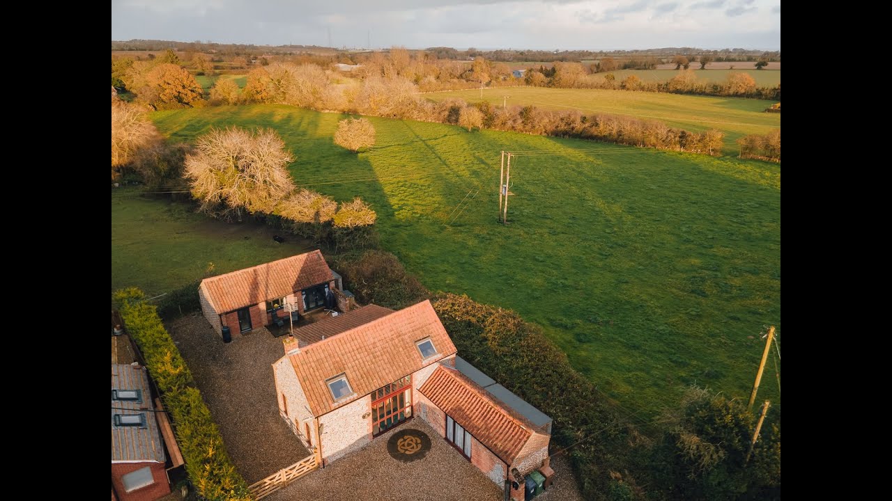 Meadow Barn holiday cottage, Edingthorpe, Norfolk