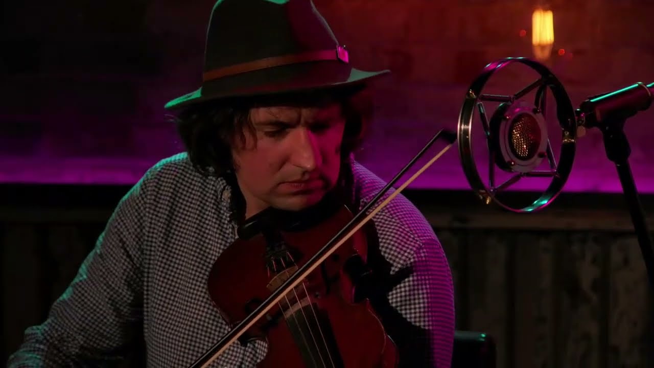 Mikey Kenney & Stuart Graham (ft. Adam Beattie)  'Red Jura' - Decentraland at The Harrison.
