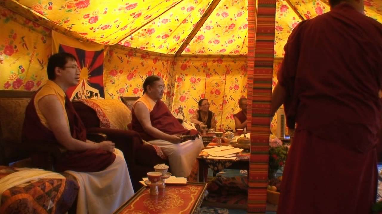 HH the Sakya Trizin in Calgary.avi