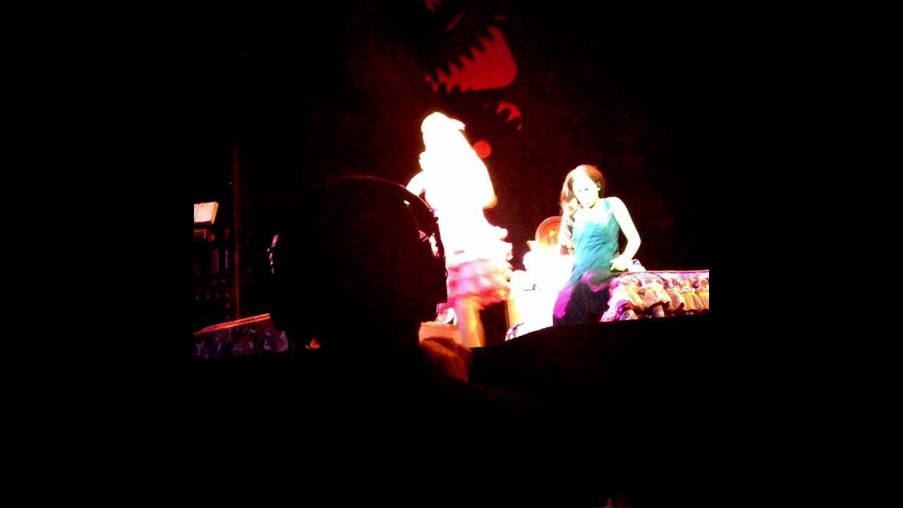 Popular (Danna & Majo Última función)