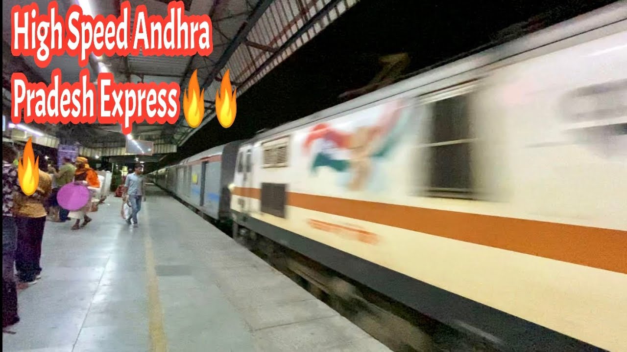 Dangerous High Speed Andhra Pradesh Express attacks Overcrowded Faridabad Station