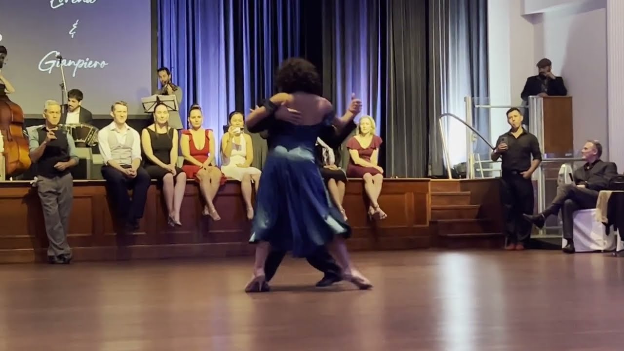 Gianpiero & Lorena tango in Brisbane during Moonlight Tango Winter Festival 2023