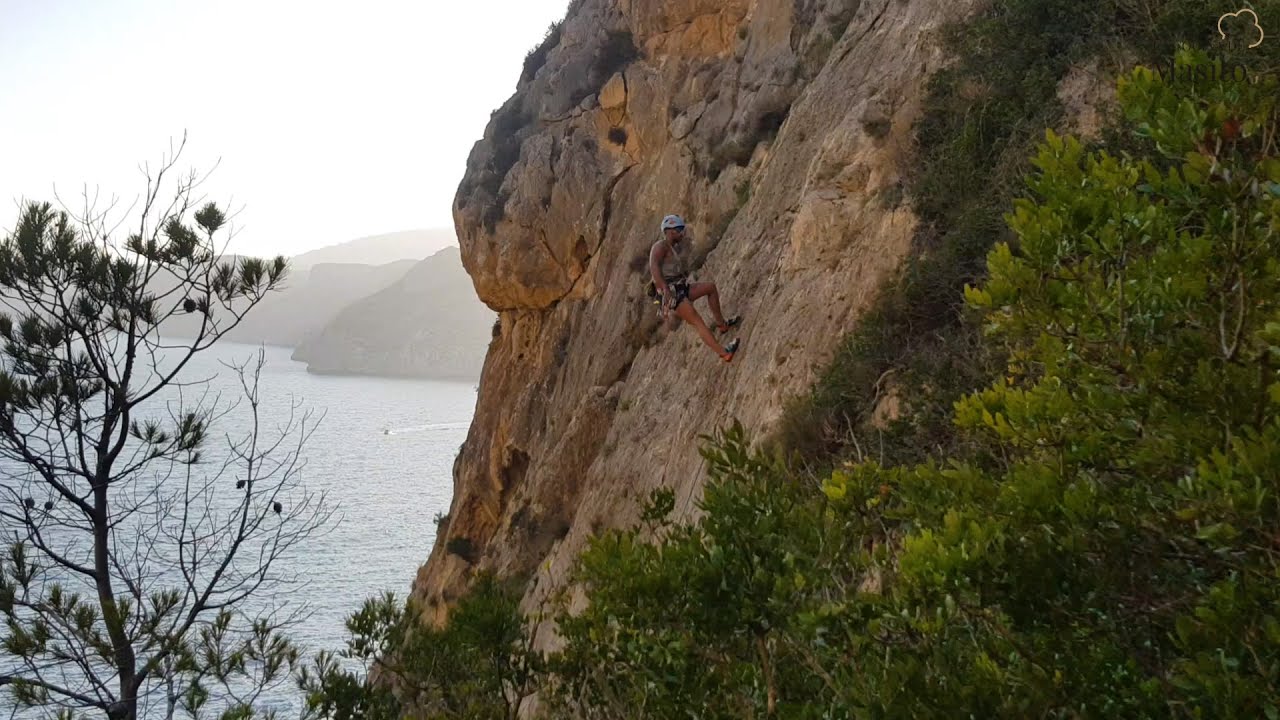 Escalada en Torre de Ambolo, Jávea