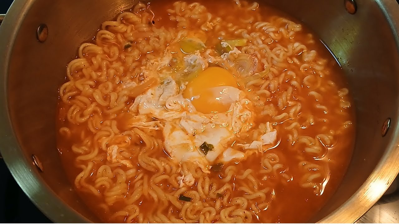 Ottogi Kimchi Ramyun