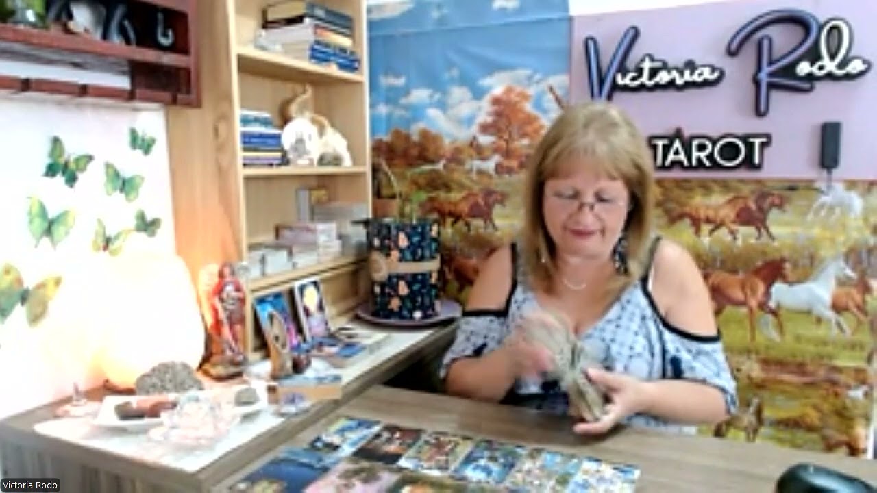LIBRA.  TE ESPERA UNA SORPRESA!!!!! 9 AL 15 FEBRERO. VICTORIA RODO TAROT. 59894239682.