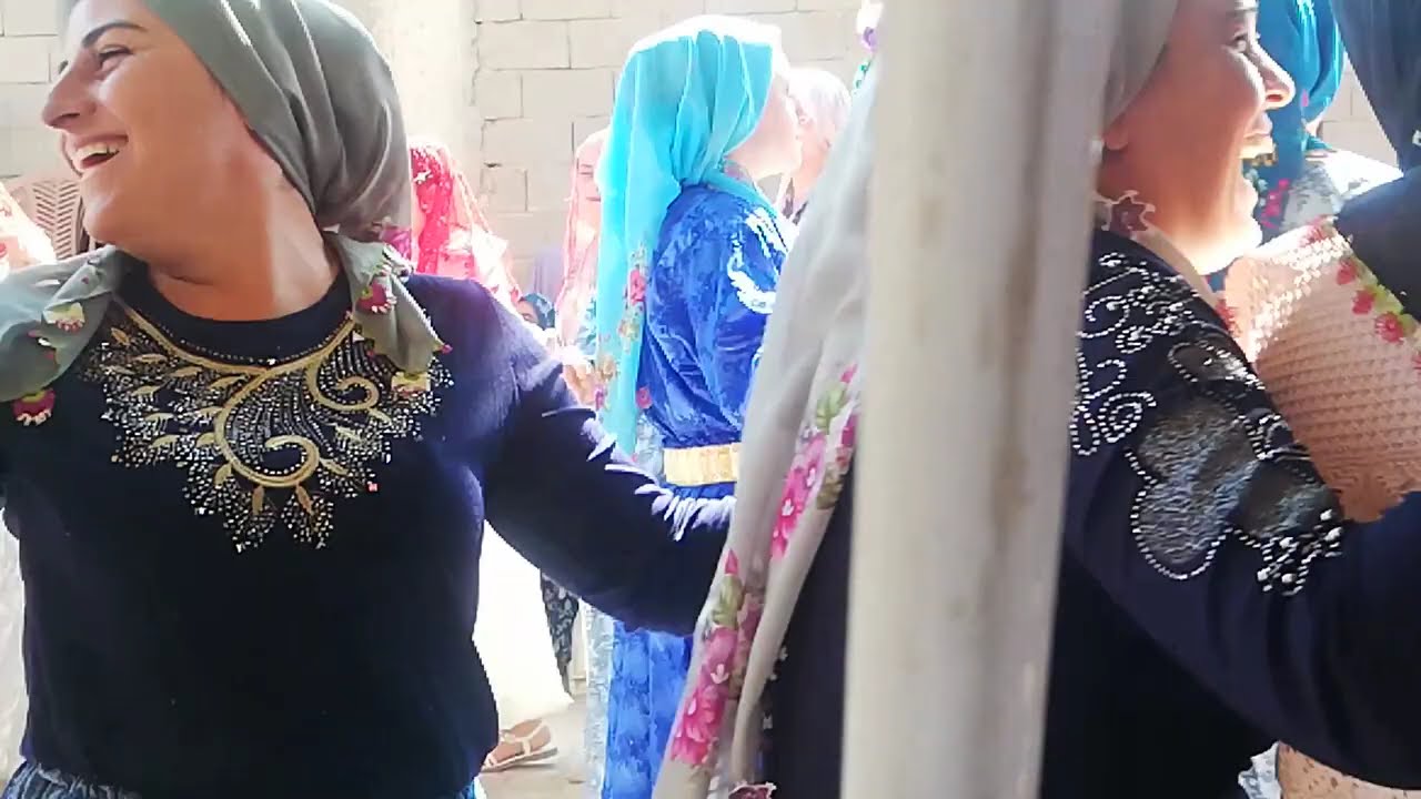Müzisyen Özlem Ökten AKŞEHİR düğünleri Karahüyük Tepeköy mahallesinden Eminehatun & Muitin Başeğmez