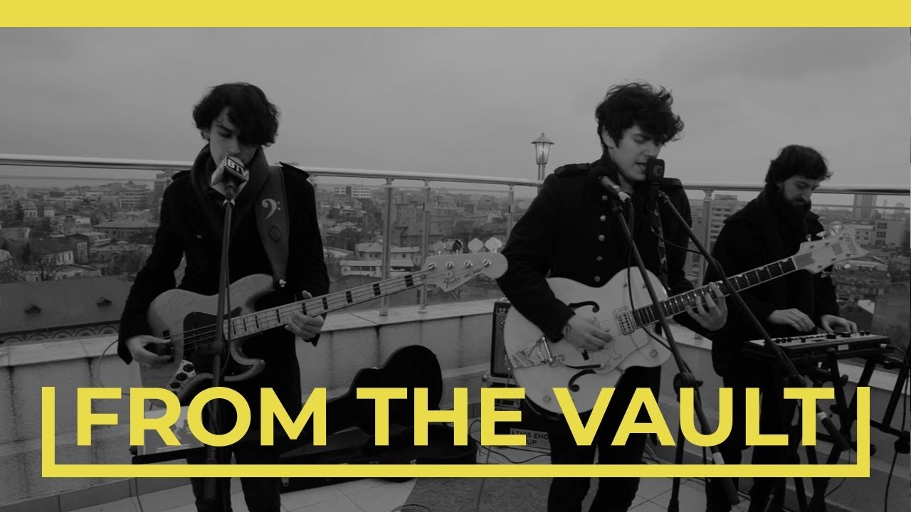 THE KRYPTONITE SPARKS - ESTI [BALCONY]