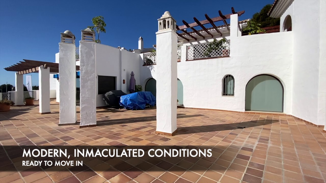 Great top apartment with panoramic golf  & sea views, just 200m from the sea &middot; NVOGA Homes