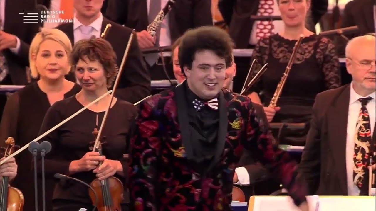 Korngold - The Sea Hawk Suite (Complete)