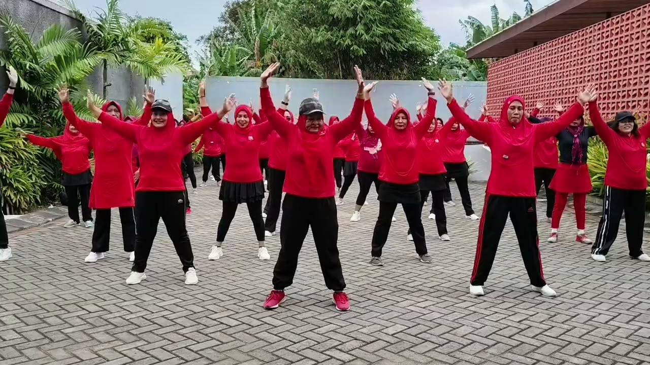 TERVALEN VALEN DI GIAT SENAM BERSAMA