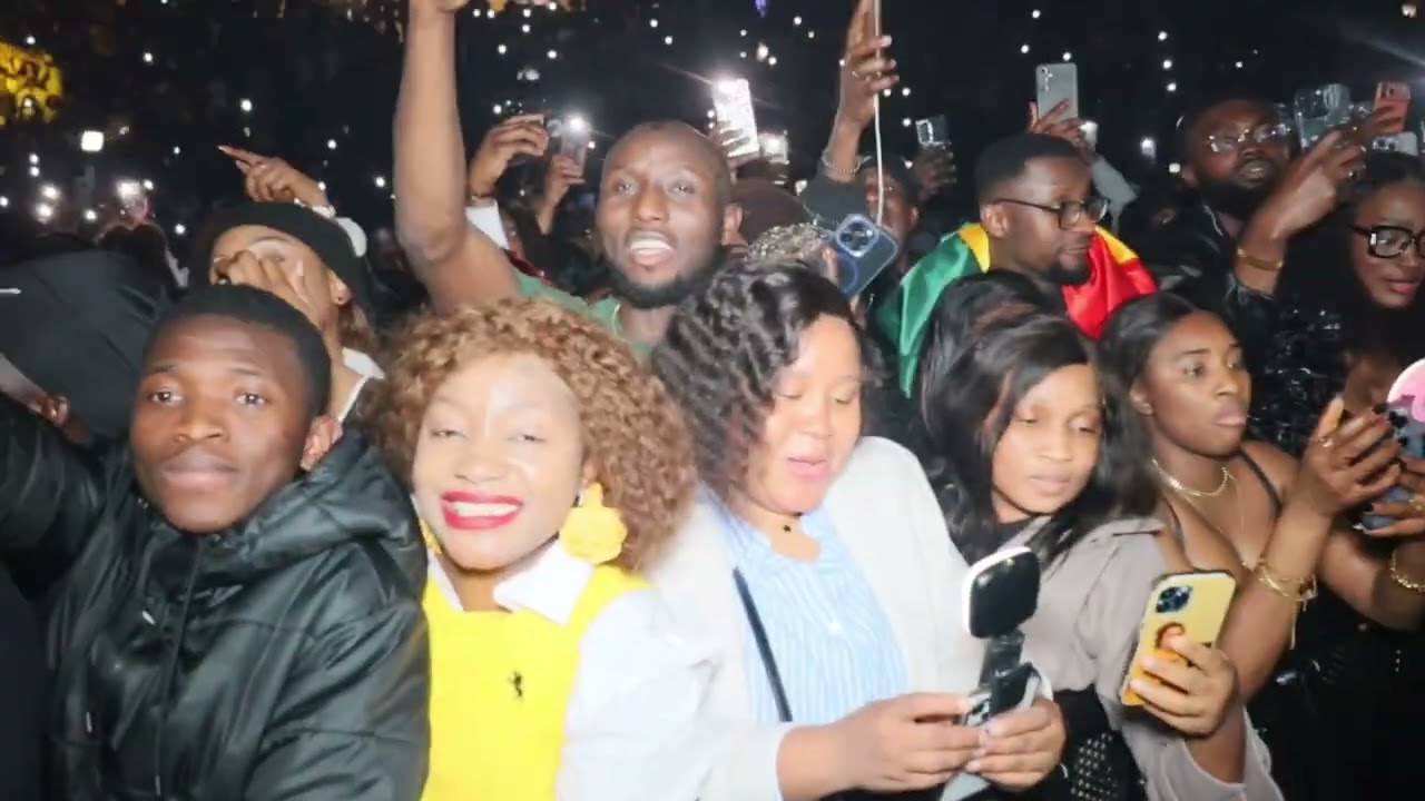CONCERT HISTORIQUE DE MOHAMED KAMISSOKO AZAYA À ARENA GRAND PARIS 2025 13 DÉCEMBRE 