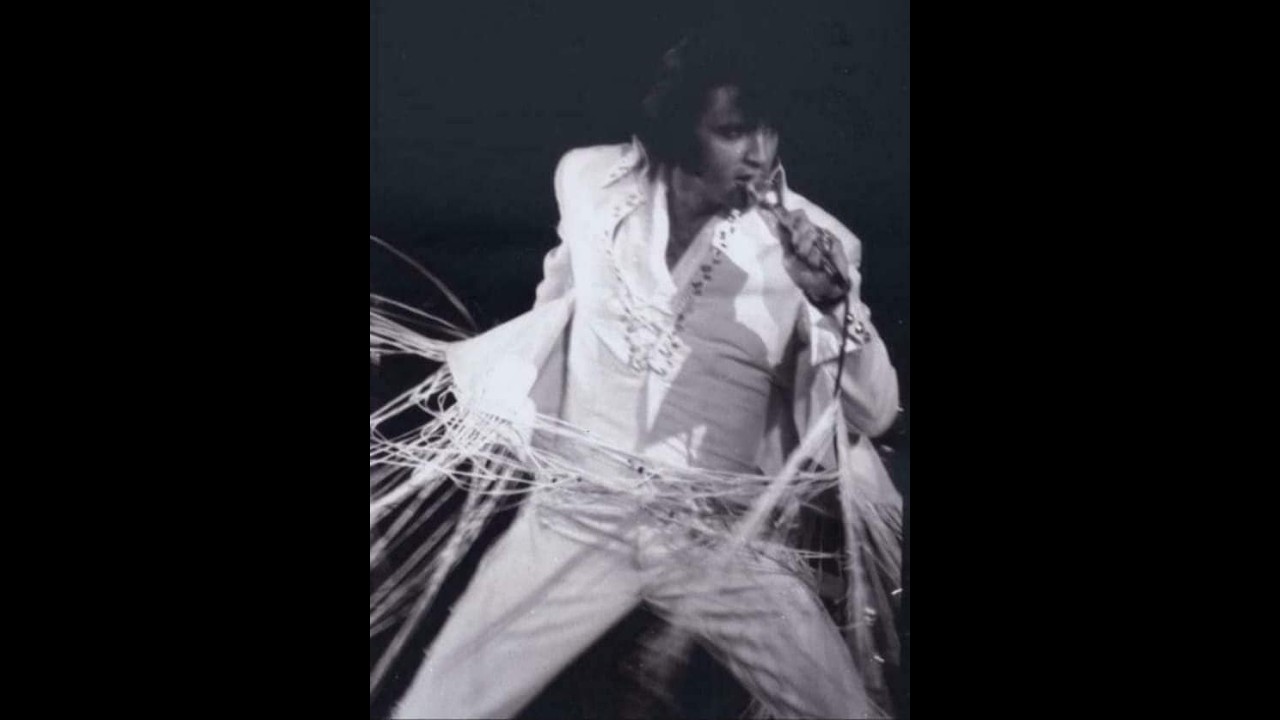 1126 LES INÉDITS d'ELVIS PRESLEY by Jmd, 