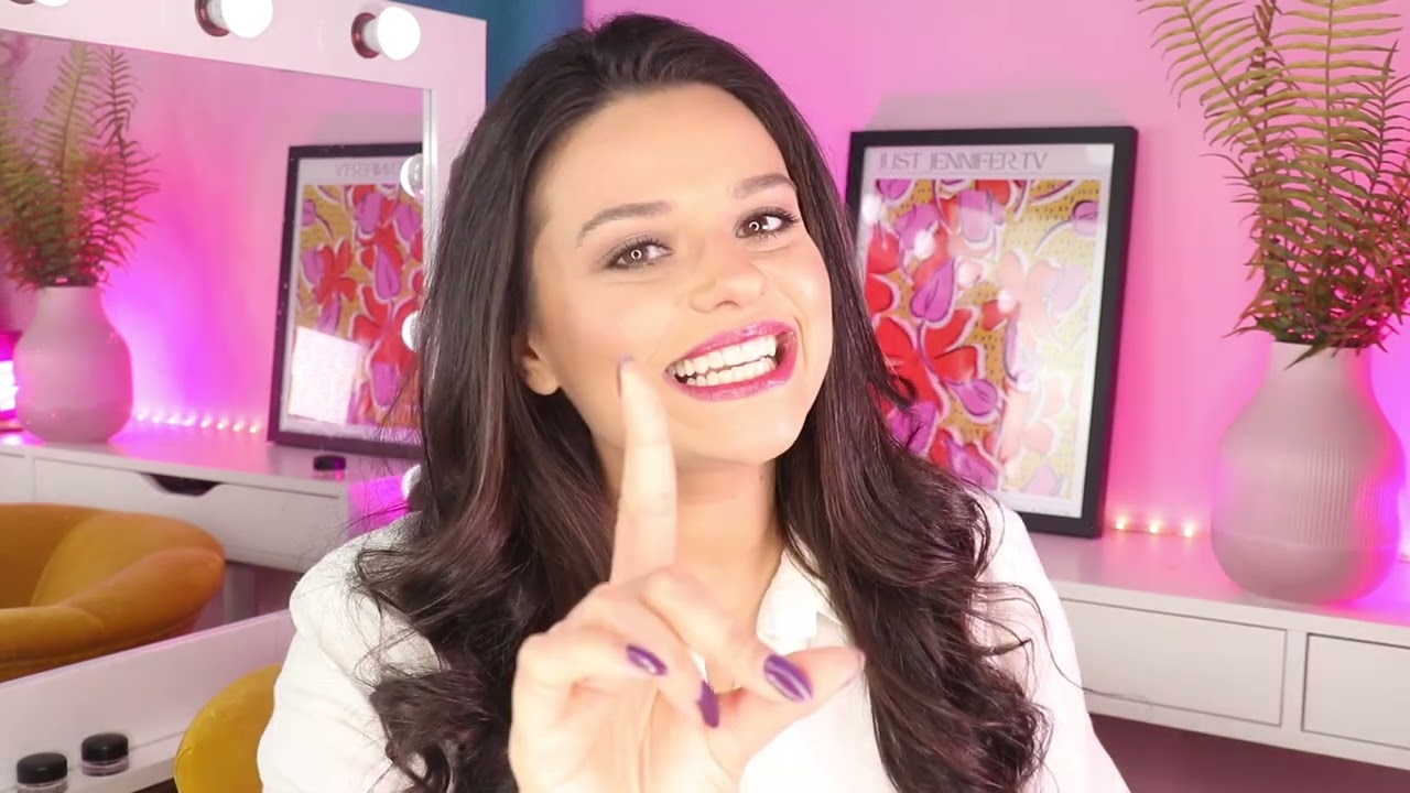 How to get a job on a make up counter?