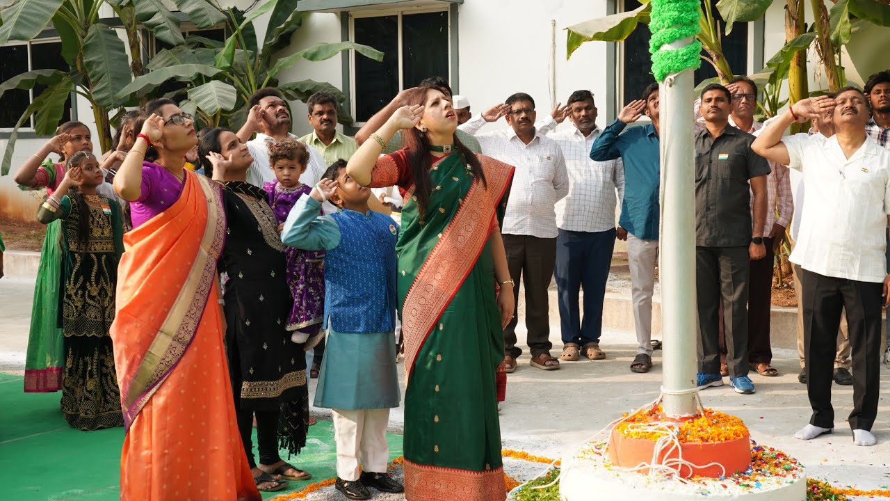 36-1-2026 పల్నాడు జిల్లా,కలెక్టర్ కార్యాలయంలోగణతంత్ర దినోత్సవ వేడుకలలో పాల్గొన్న గౌllజిల్లాకలెక్టర్.