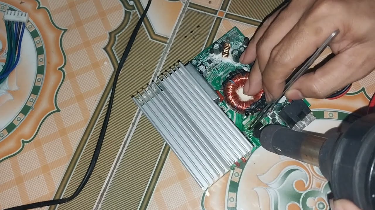 Sửa mạch loa kéo DSP 15 không chạy được acquy 220v vẫn chạy