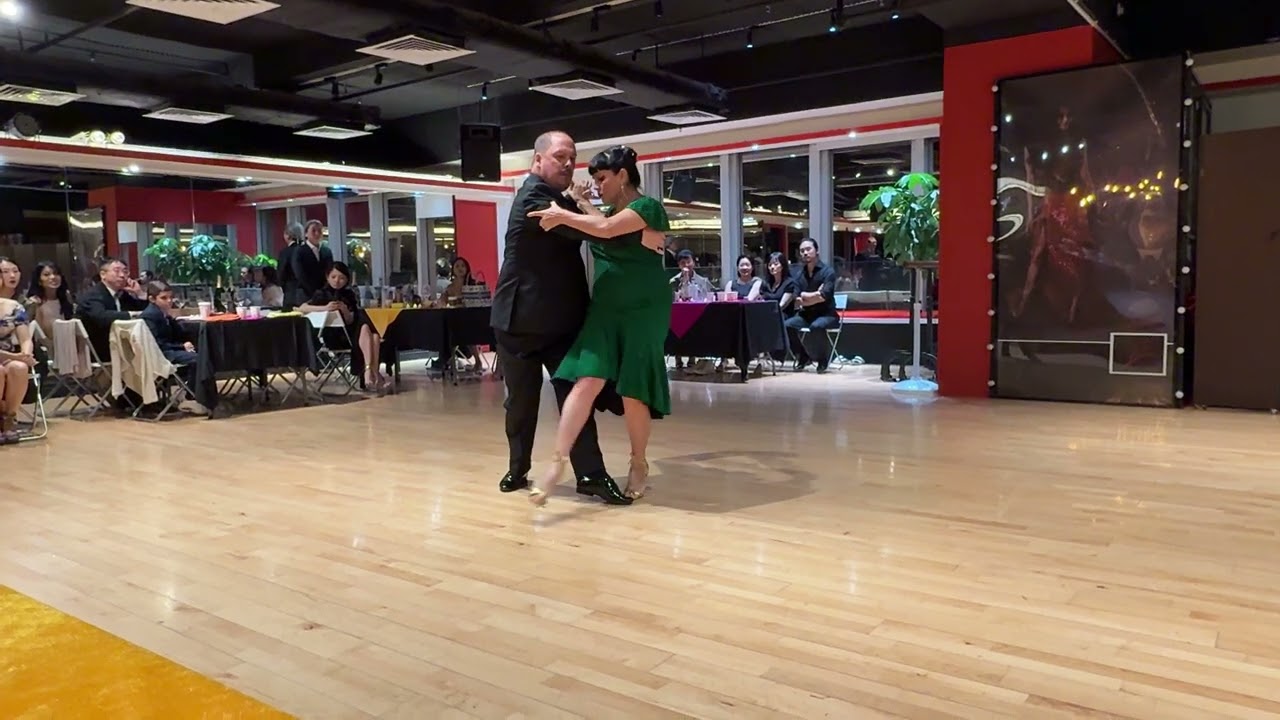 Sebastian Missé y Andrea Reyero in HK - 26-07-2025 1/4