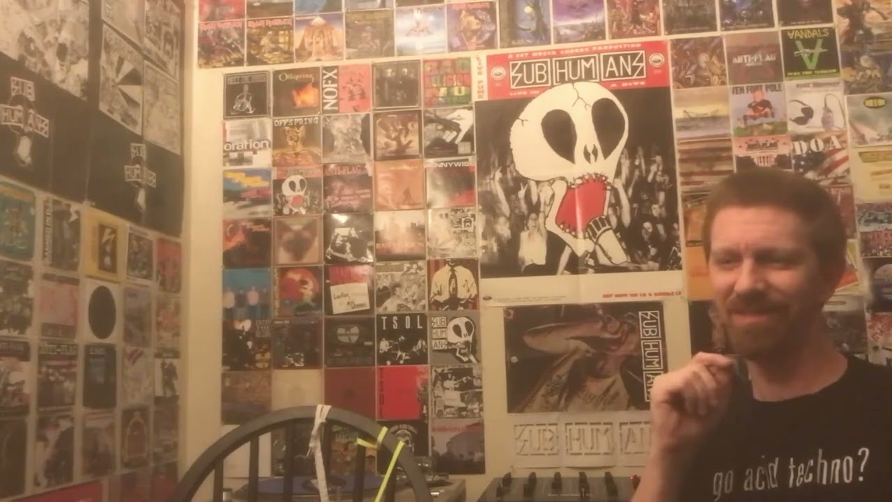Shnootz - Reaction Video (The Smiths - Pretty Girls Make Graves)