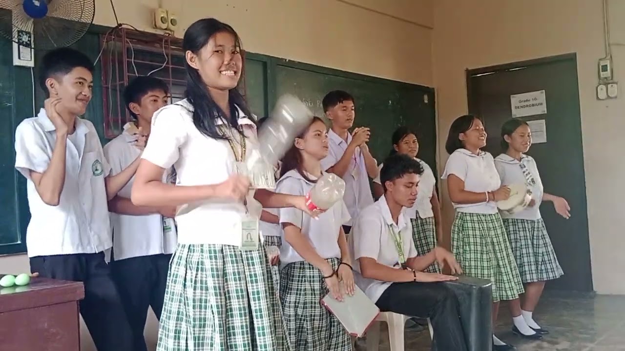 GROUP 4 (PERFORMS) 