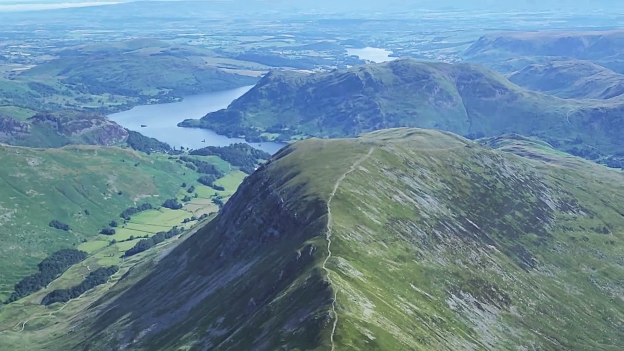 fly over the Lake District - Helicopter @ 4000 ft.