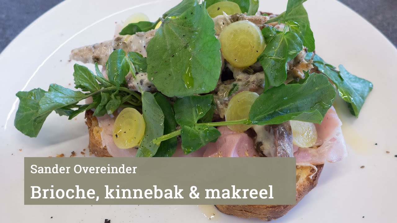 Briochebrood met kinnebakspek en makreelmayonaise