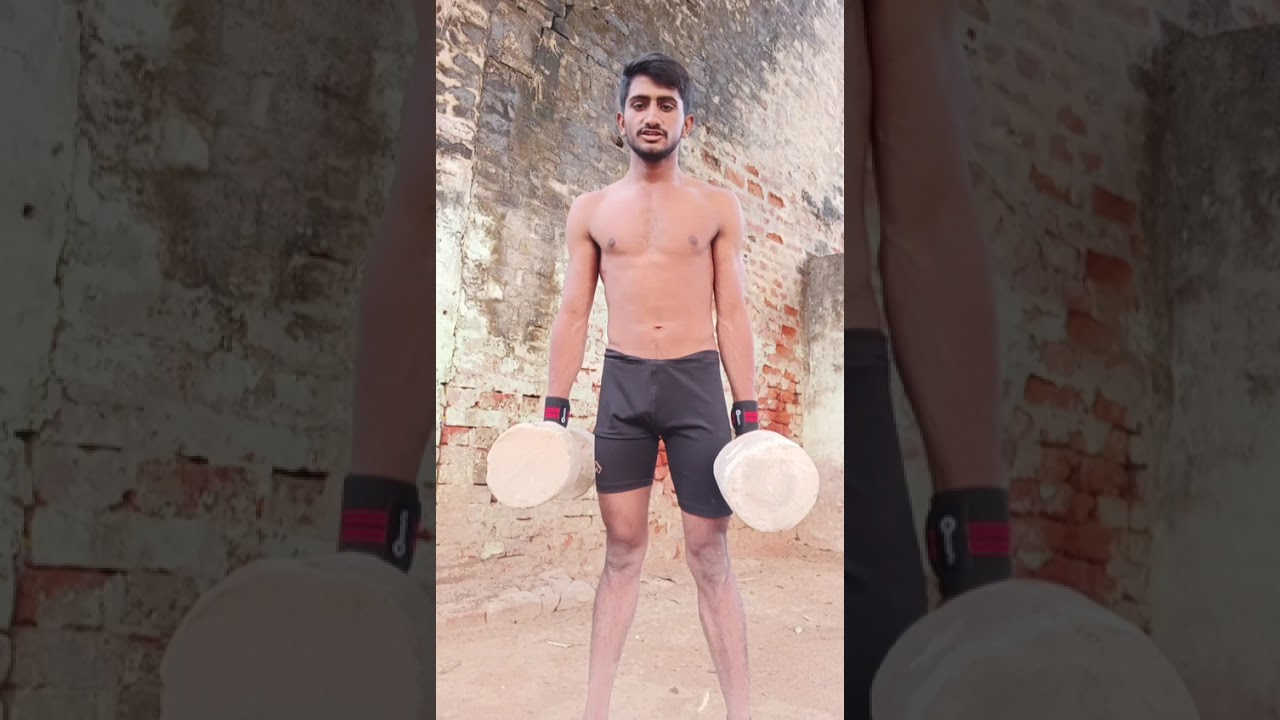 The village boy working in the home🙏🙏🏽💪🏋️🏋️😍😝❣️❣️❣️🙏😋😋🙏🙏🙏🏽