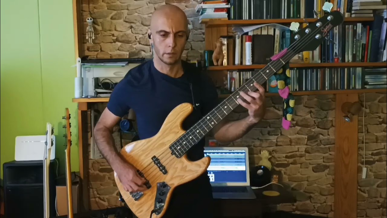Jaco Pastorius - Come On, Come Over (Bass Cover)
