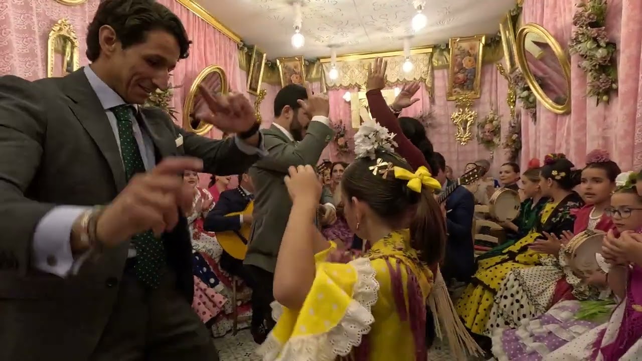 CRUZ CHICA 2025 -El Alosno- Cruz calle Fuente 1