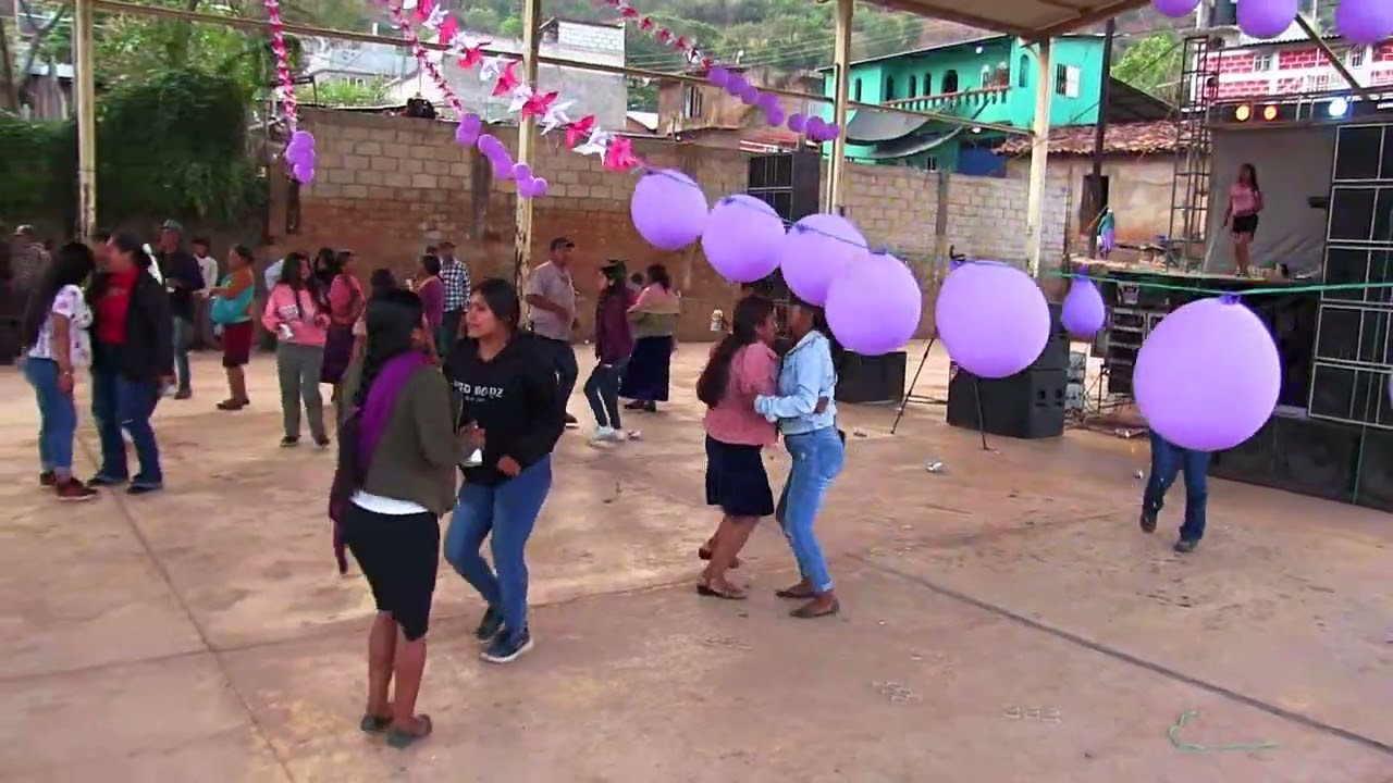 MUCHAS FELICIDADES DOÑA CARMEN PARTE 3