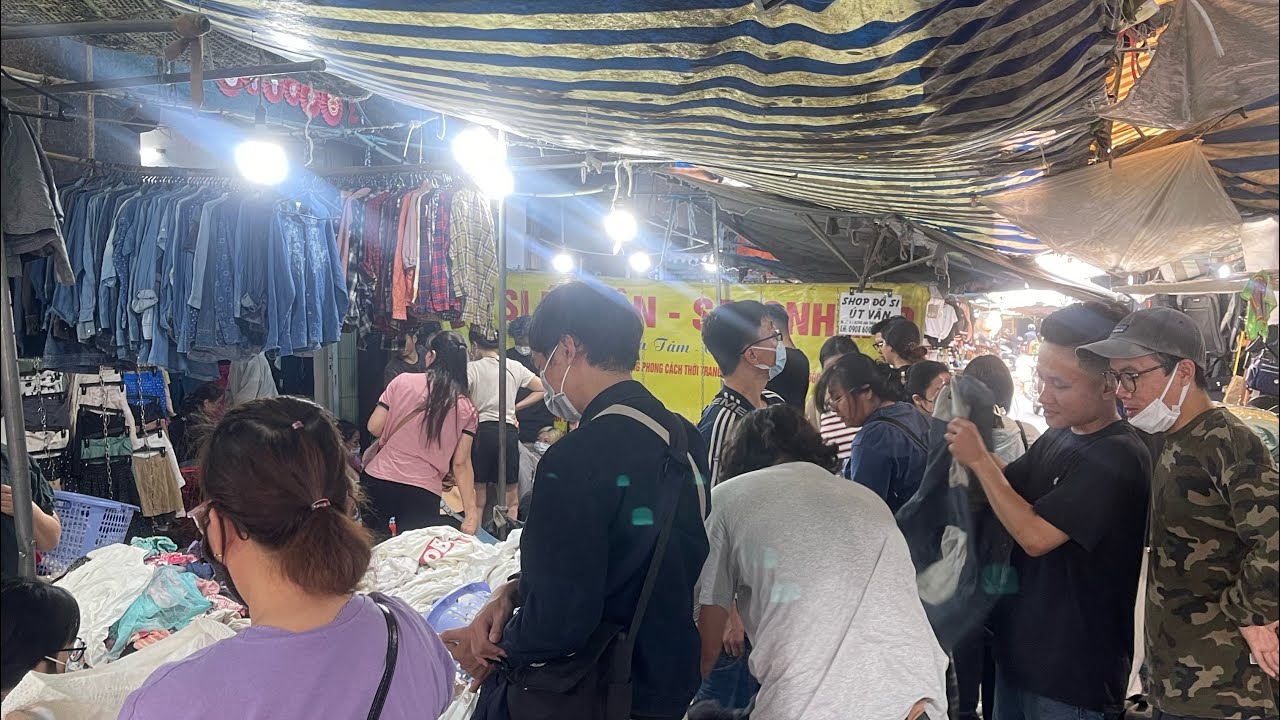ĐỒ SI ÚT VÂN VLOG đang phát trực tiếp!