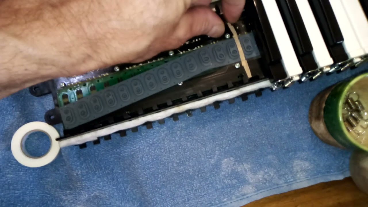 Reparacion Teclado Roland Juno-D - Teclas que no funcionan bien.