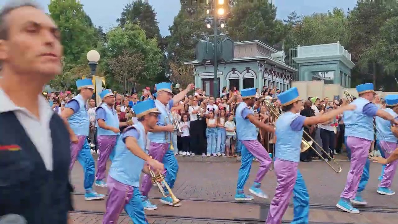 DISNEY MUSIC FESTIVAL : LE GRAND FINAL DE L'ORCHESTRE. LAST SHOW LAST DAY DISNEYLAND PARIS. 