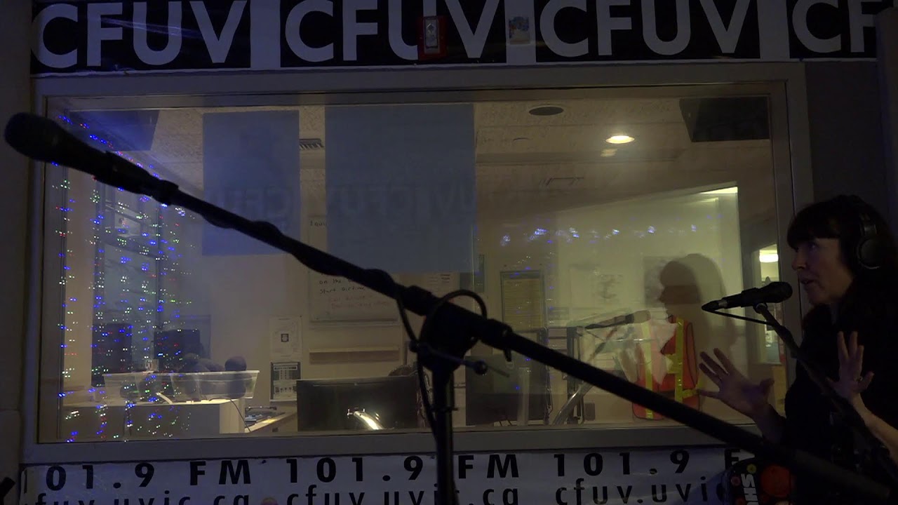 Peach & Quiet  live on Basement Closet Sessions