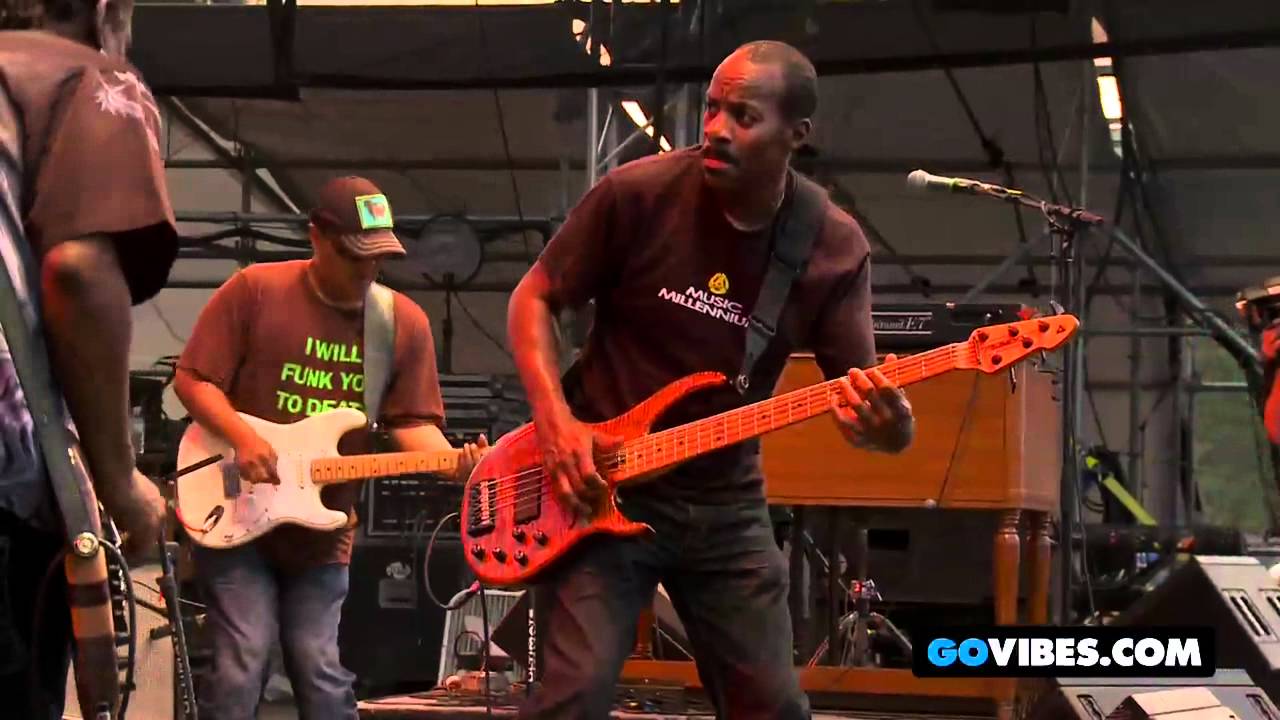 Dumpstaphunk Performs 