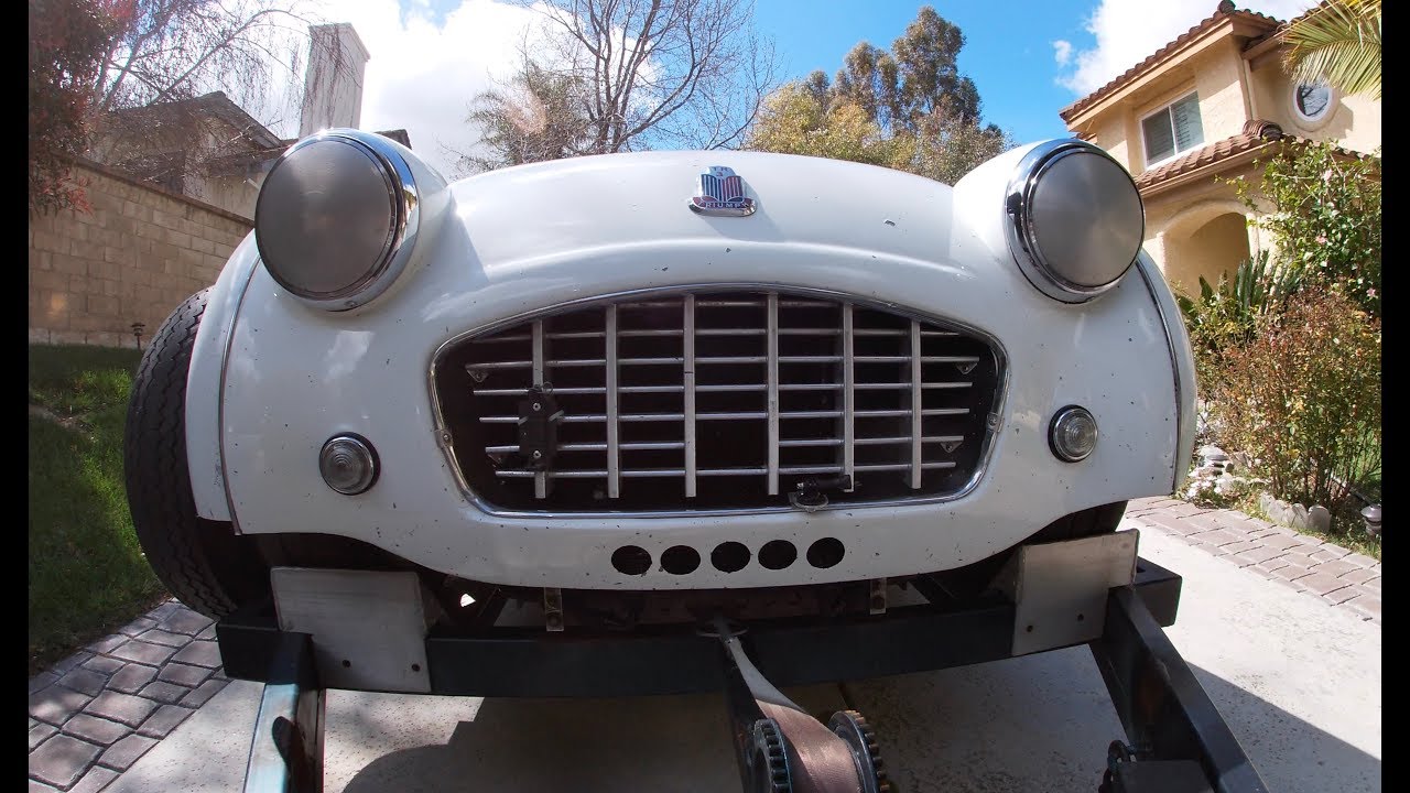 VARA High Desert Challenge Group 1 Qualifying Race 2019 Triumph TR3