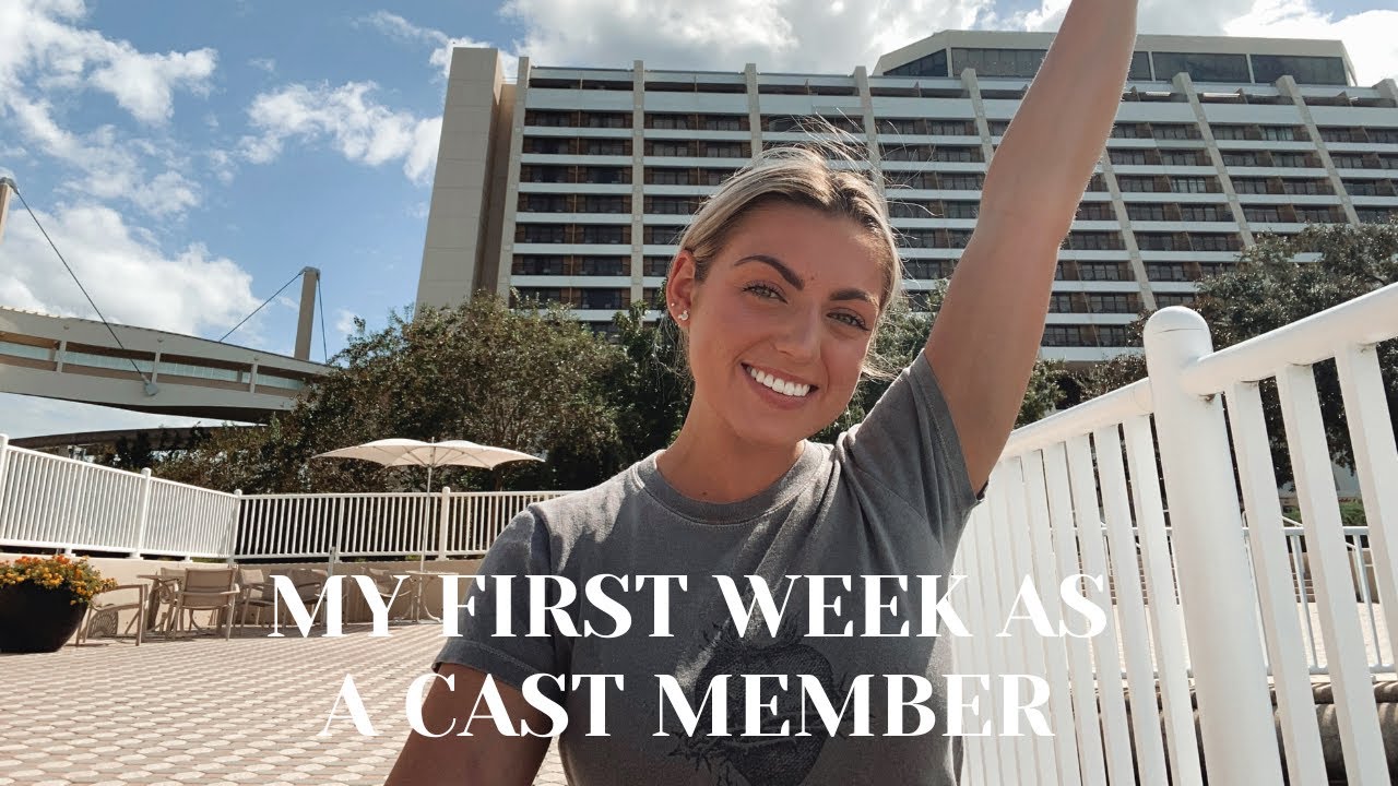 My First Week as a Disney Cast Member // DCP Fall 2022