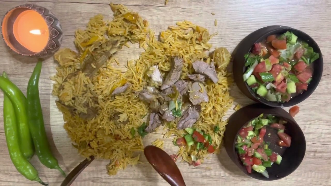 اصوات اكل كبسة باللحم.Eating kabsa with meat.‏Asmr.Mukbang.Eating Sounds.اصوات الاكل.اسمر.موكبانغ