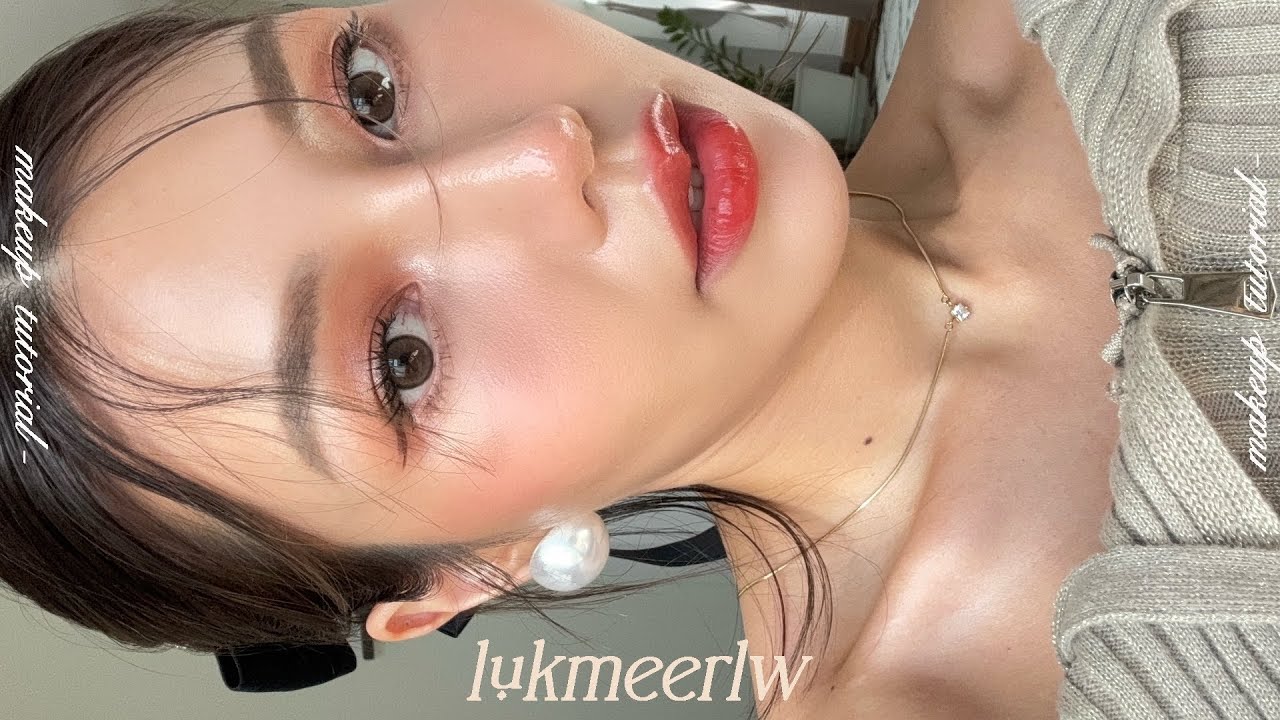 แต่งหน้าด้วยเครื่องสำอางออกใหม่ช่วงนี้กันจ้า ✨ ลุคนี้จึ้งอยู่น้า ᡣ𐭩 •｡ꪆৎ ˚⋅ | Lukmeerlw.