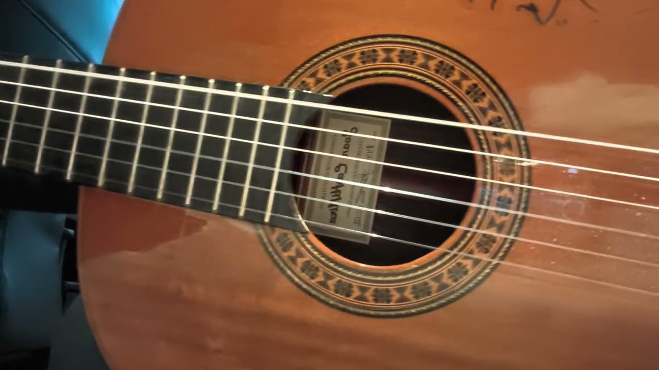 Guitare Valeriano bernal VS Joan Cashimira 