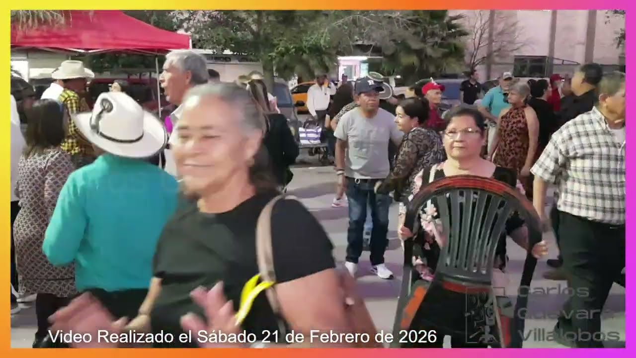 Baile en la Plaza de Armas Torreón Coahuila México (Los Triples) 