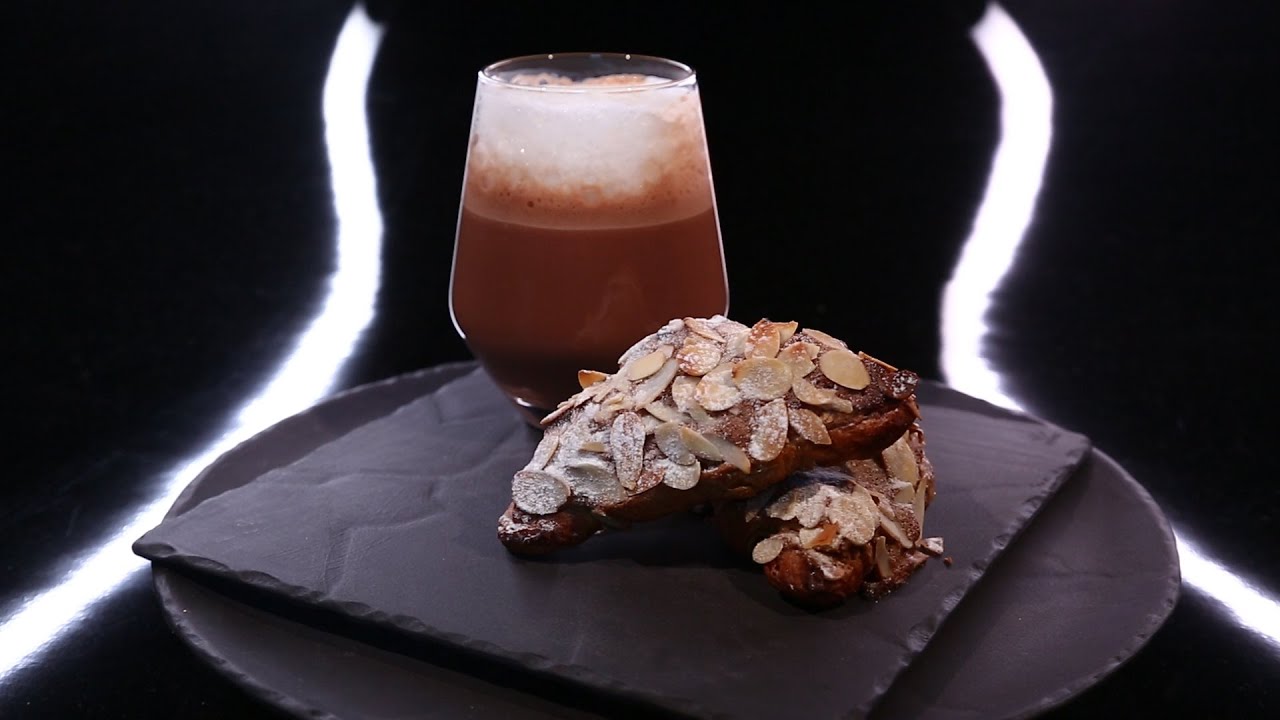 Croissant aux amandes par Christophe Michalak (#DPDC)