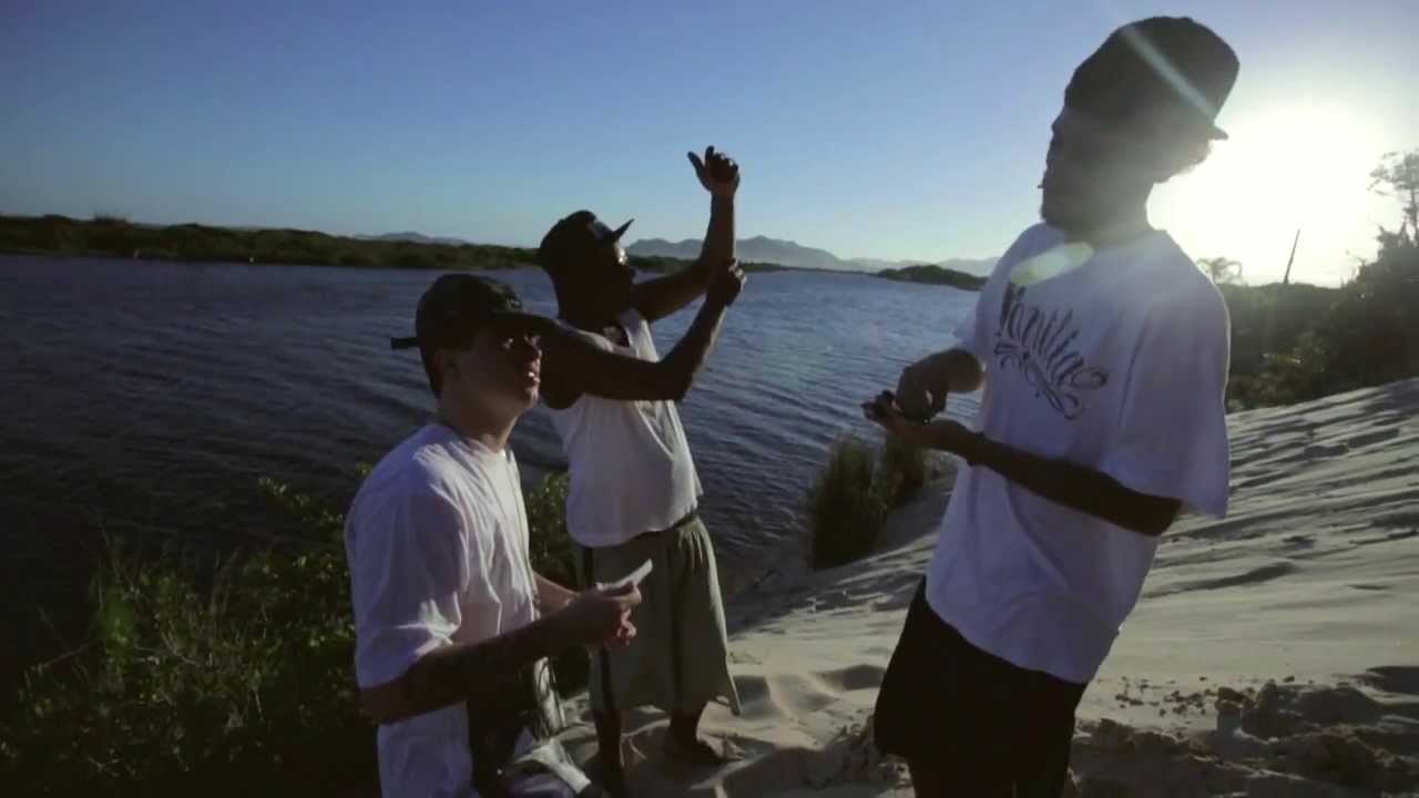 Fam&iacute;lia Mad&aacute; Part. Cacife Clandestino - Sol (Clipe Oficial)