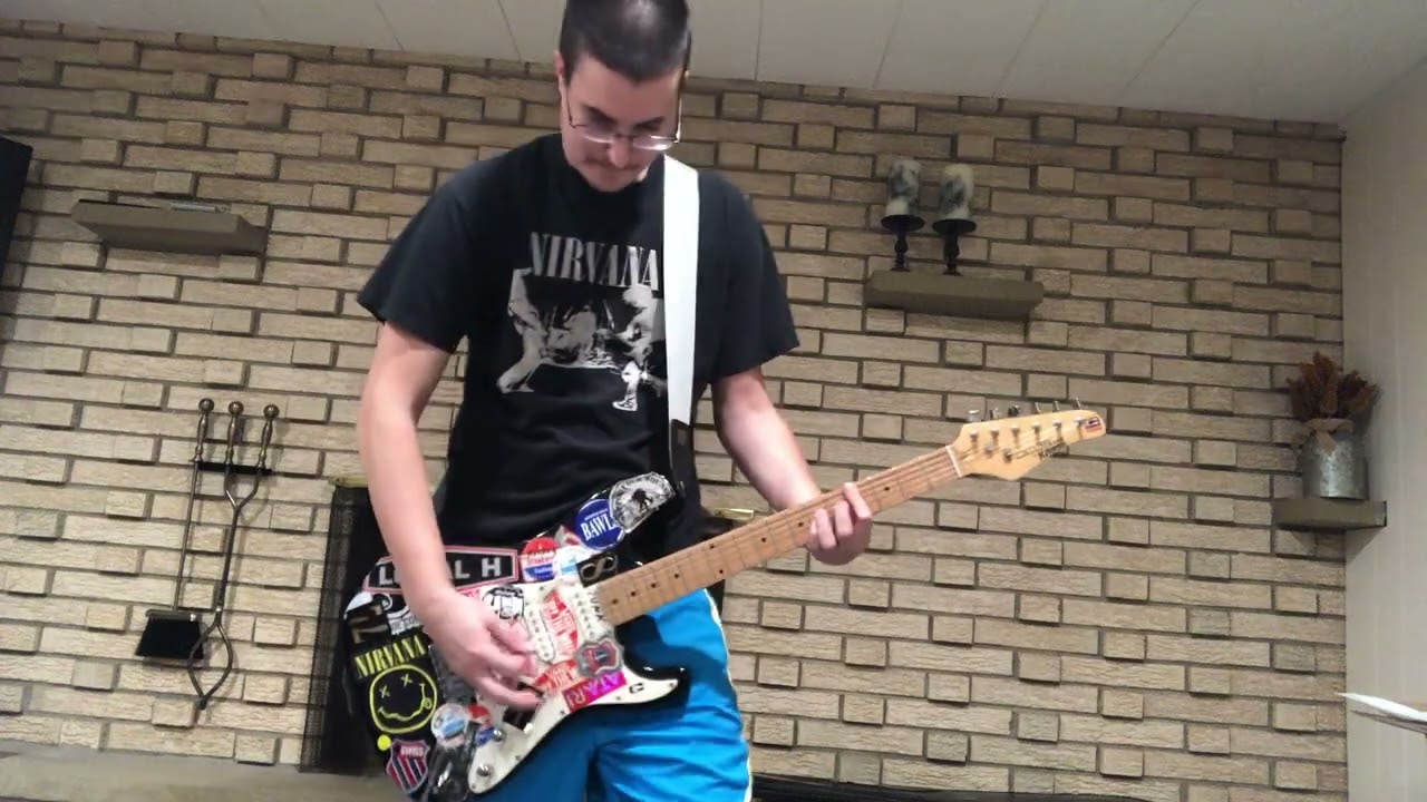 Heidi Is a Headcase (Ramones Guitar Cover)